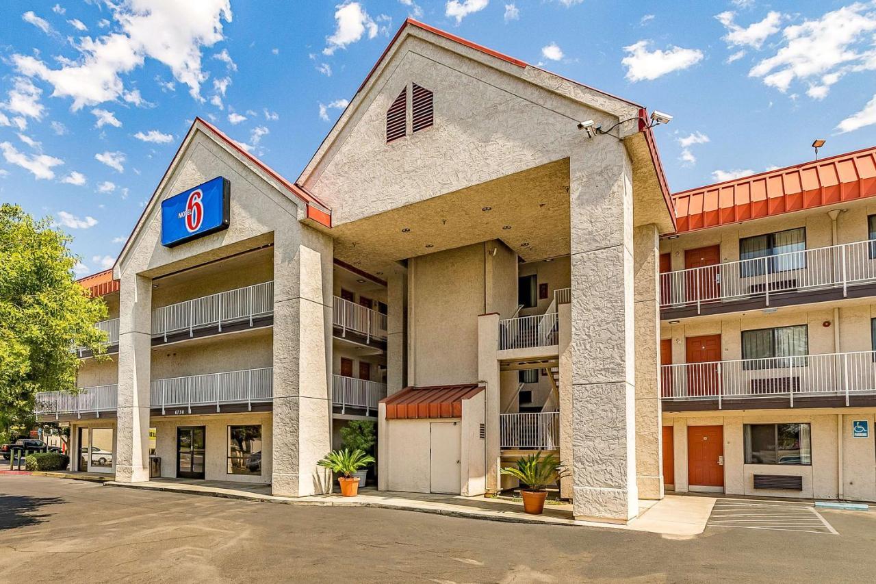 Studio 6-Fresno, Ca - Extended Stay Pinedale Zewnętrze zdjęcie
