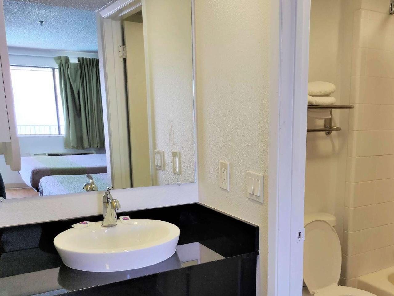 Studio 6-Fresno, Ca - Extended Stay Pinedale Zewnętrze zdjęcie