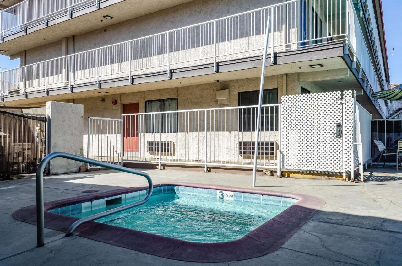 Studio 6-Fresno, Ca - Extended Stay Pinedale Zewnętrze zdjęcie