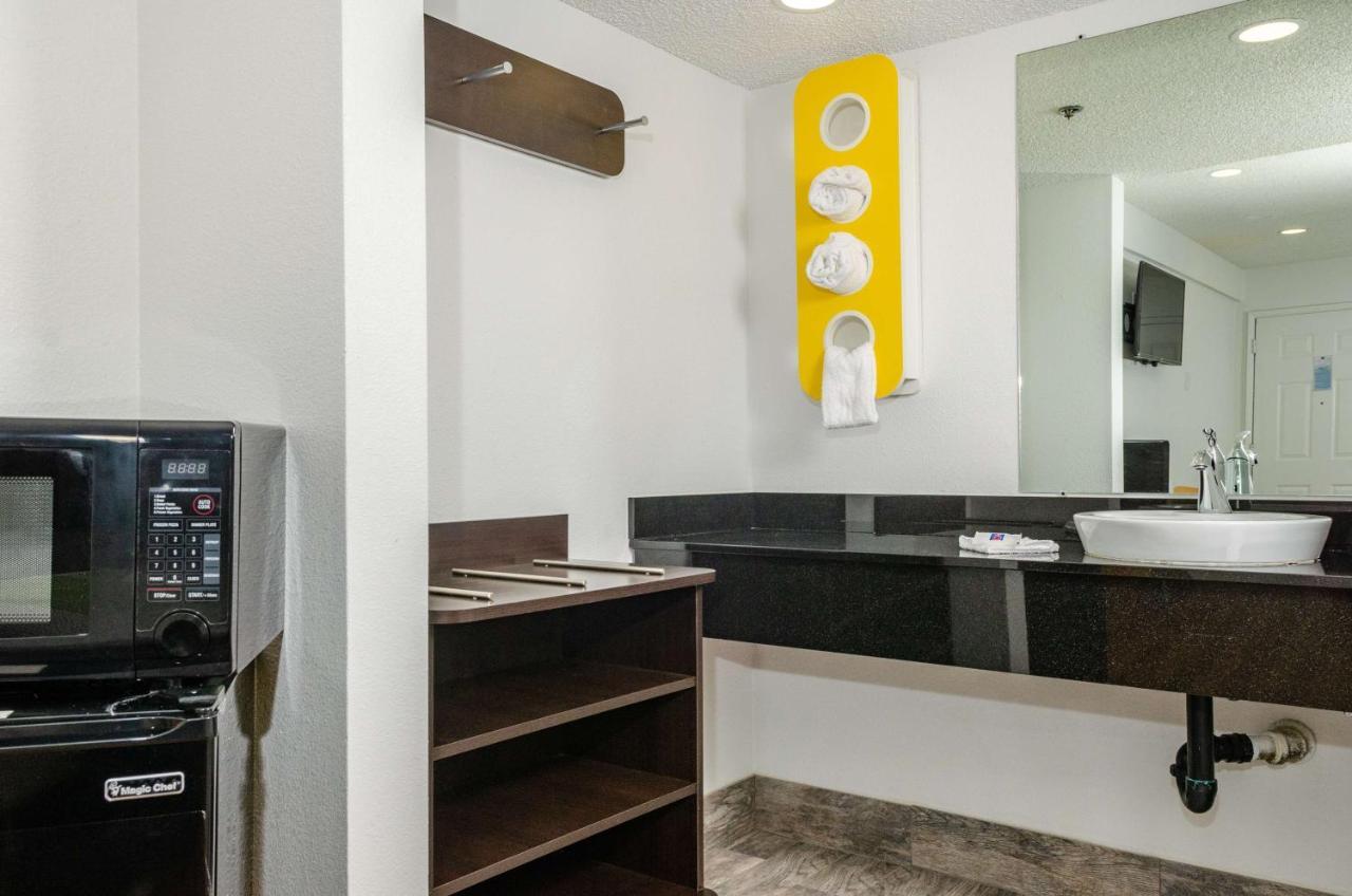 Studio 6-Fresno, Ca - Extended Stay Pinedale Zewnętrze zdjęcie